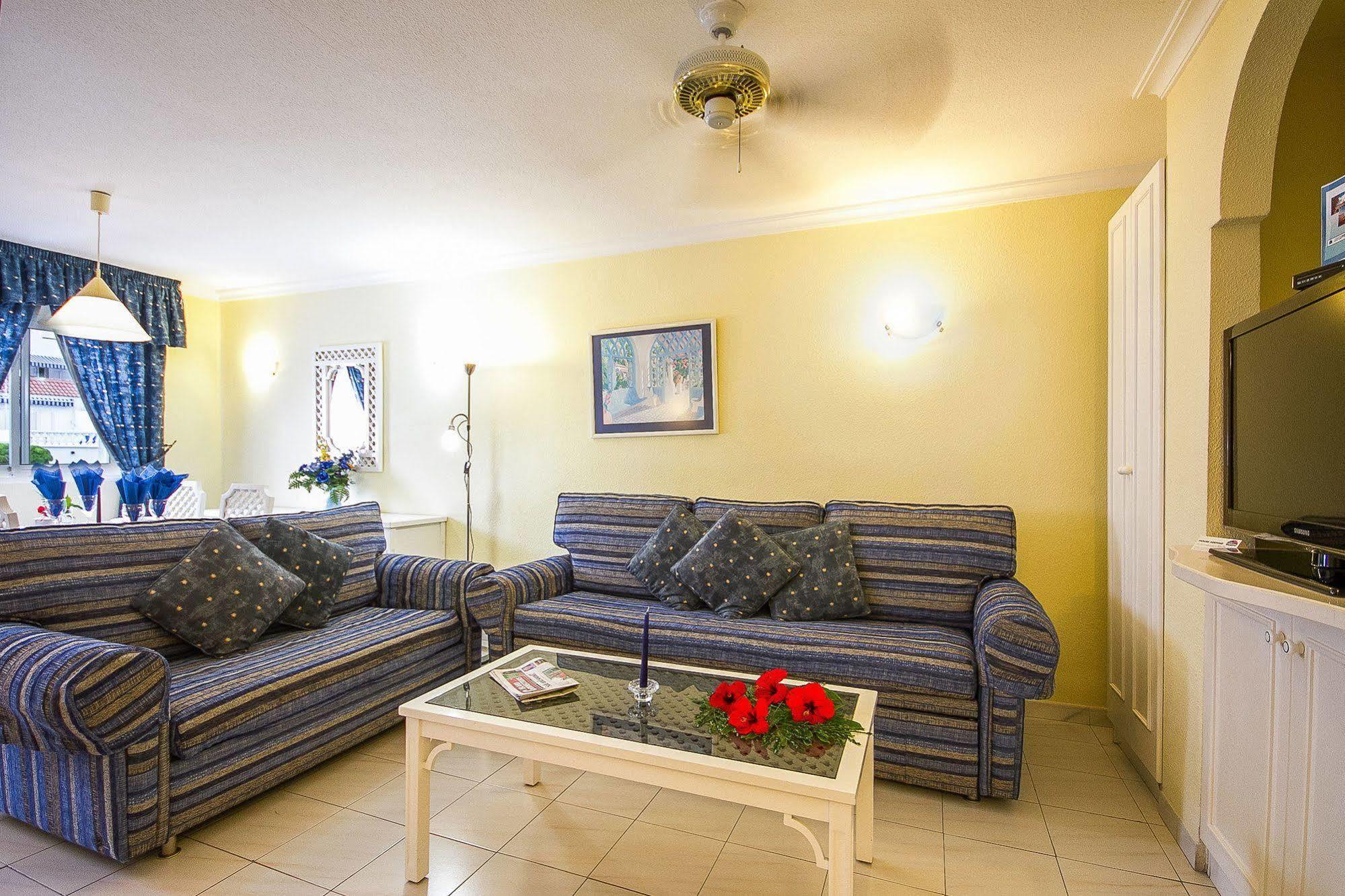 Ona Los Claveles Los Cristianos  Exterior photo