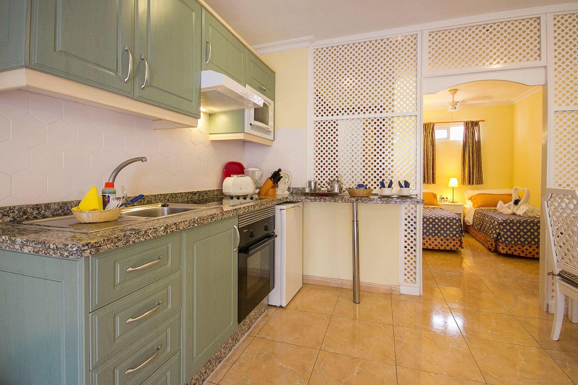 Ona Los Claveles Los Cristianos  Exterior photo